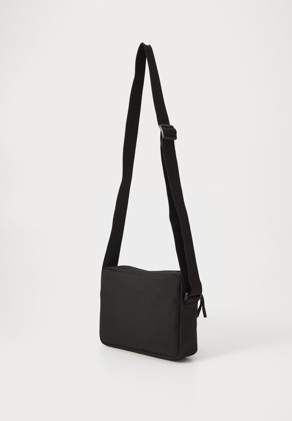 

Сумка через плечо REPORTER BAG Lacoste, черный
