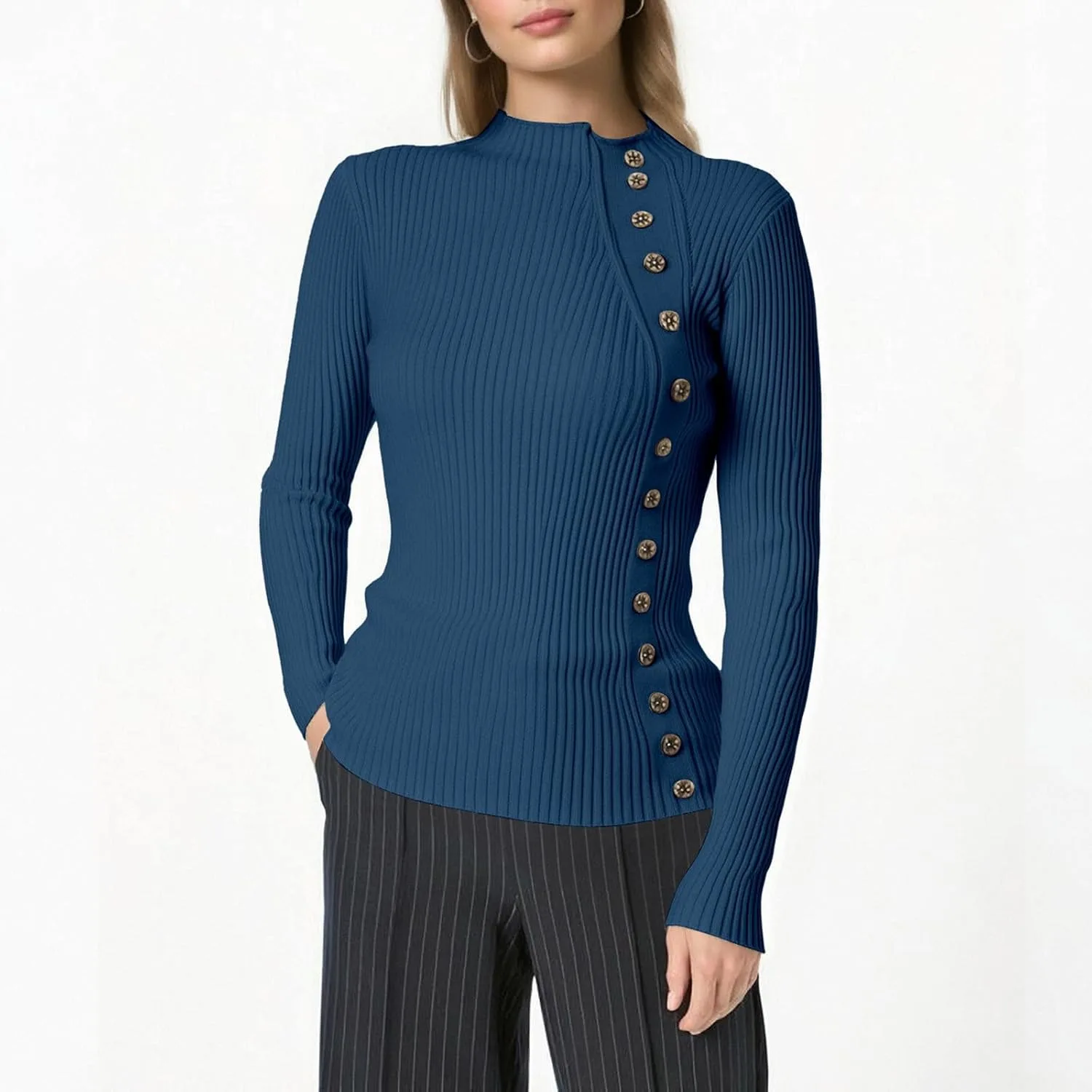Женская теплая водолазка на пуговицах Slim Fit — фото 3