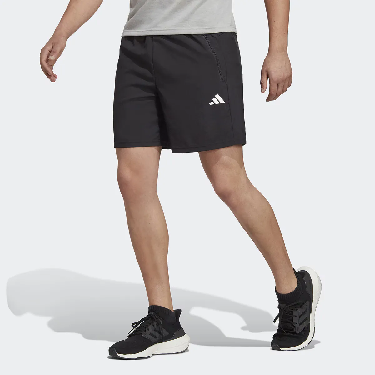 

Мужские тренировочные шорты Adidas, черный/белый