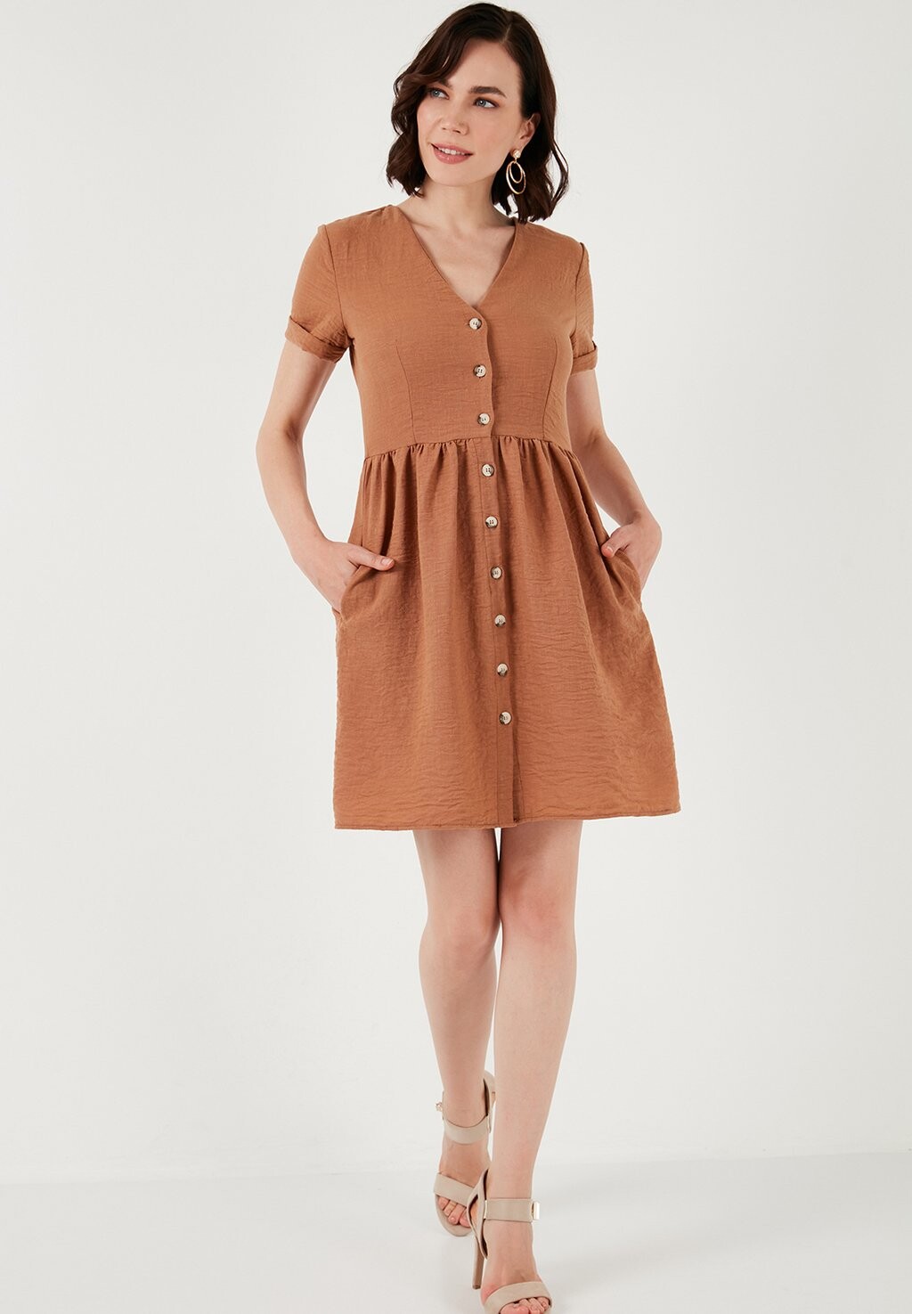 

Платье-блузка Regular Fit LELA, коричневое