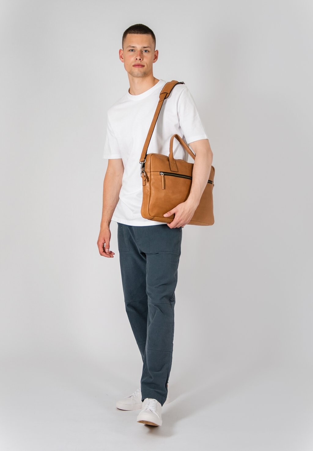 

Портфель ROOM 15" Still Nordic, цвет light cognac