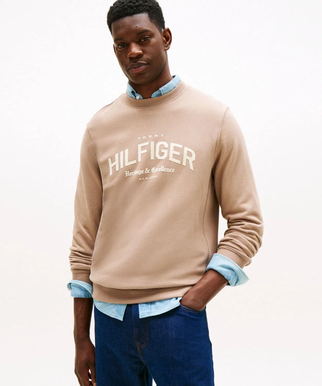 Свитшот с логотипом Tommy Hilfiger, хлопок, длинный рукав, цвет слоновой кости