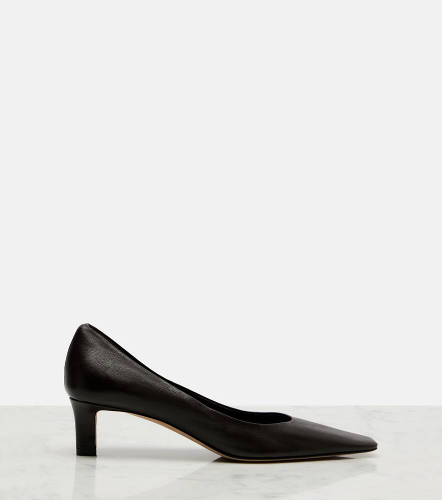 Туфли-лодочки Carla 45 из кожи The Row, Lacquer Brown — фото 4