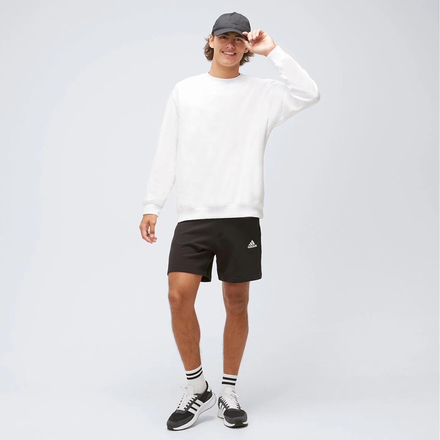 

Шорты Adidas Sho, черный
