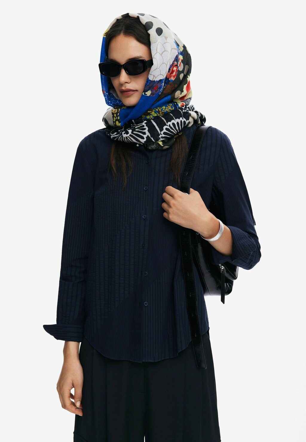 

Шарф Desigual, синий