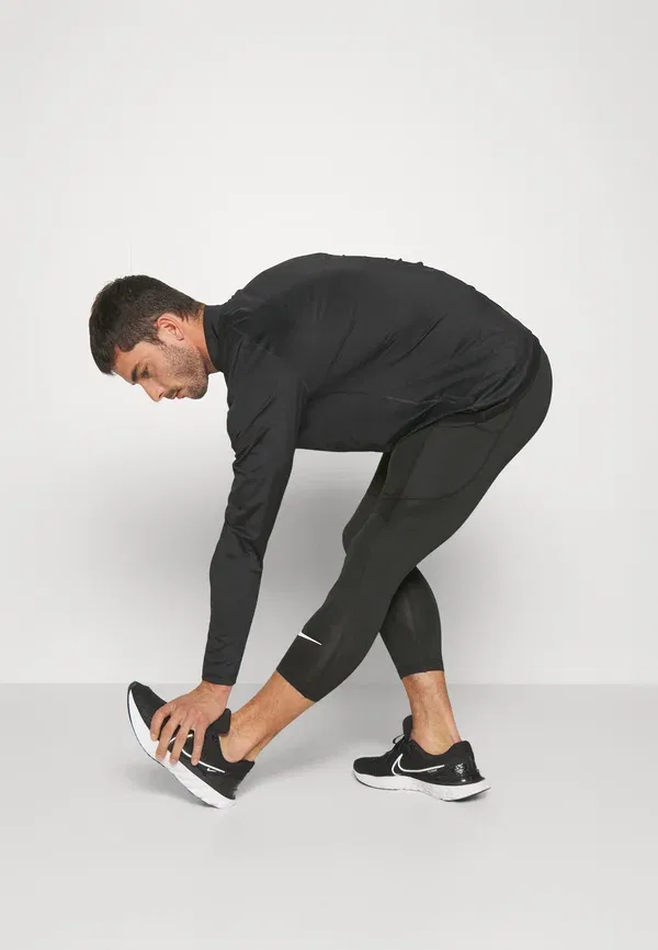 Базовый слой Nike Performance, черно-белый — фото 4