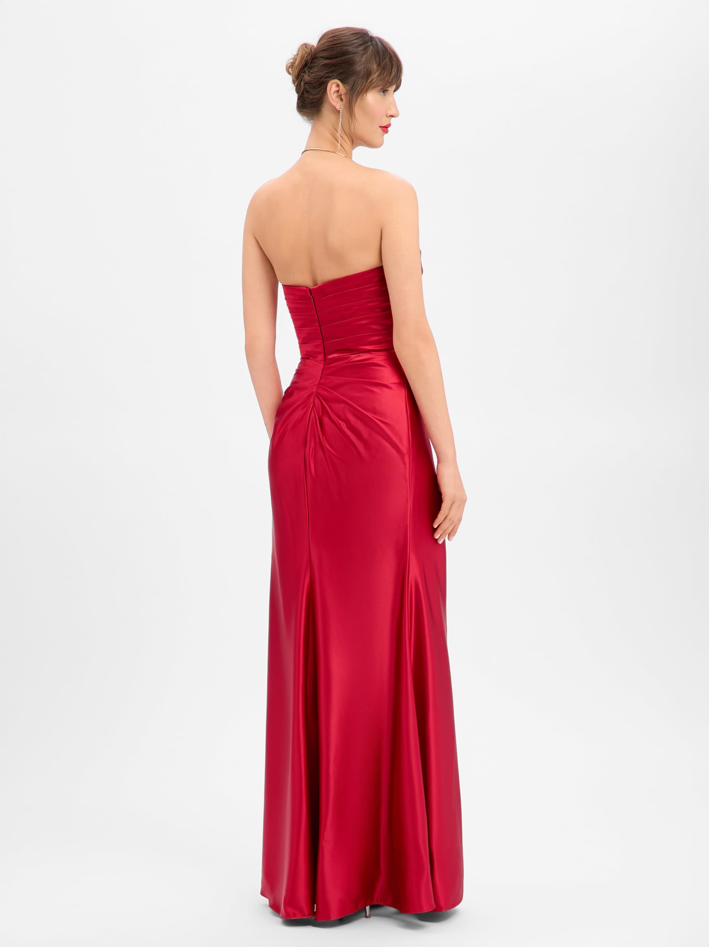 

Luxuar Fashion Вечернее платье в красном цвете