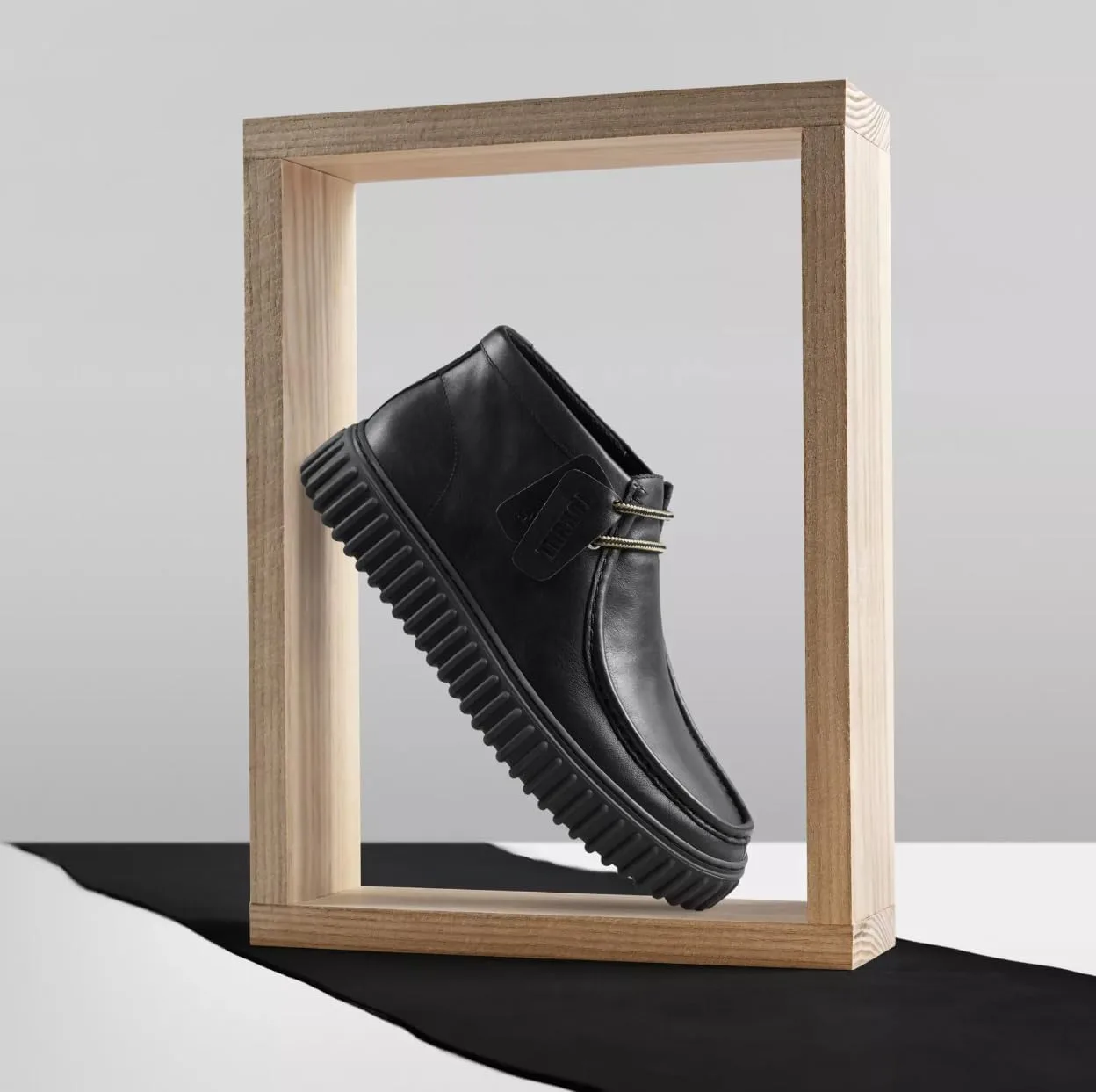 Мужские кроссовки Clarks Torhill Hi, черные — фото 2