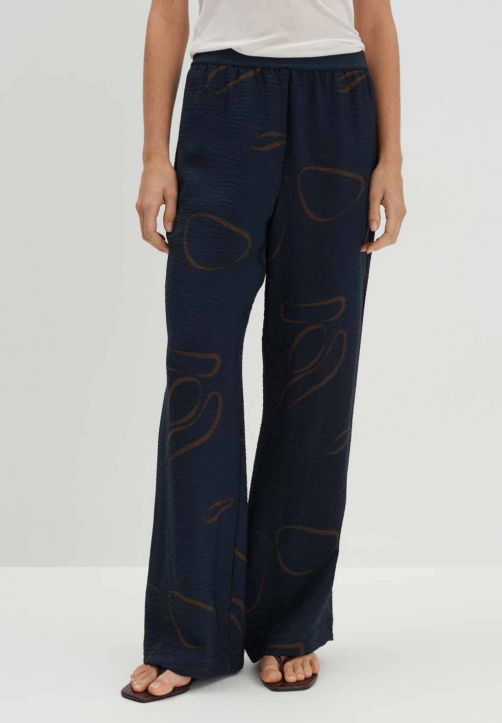 

Брюки HIGH RISE WIDE FIT PRINT someday., темно-синий