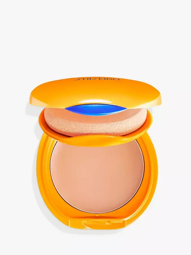 Компактная тональная основа для загара SPF 10 Shiseido, Natural