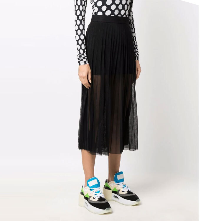 

Повседневная длинная юбка женская черная Mm6 Maison Margiela