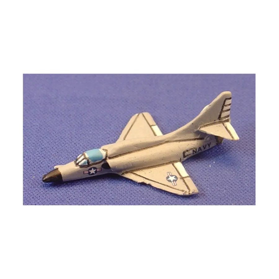 

Макдоннелл Дуглас А-4 Скайхок, Luftwaffe 1946 Miniatures - United States - Modern (1:300)