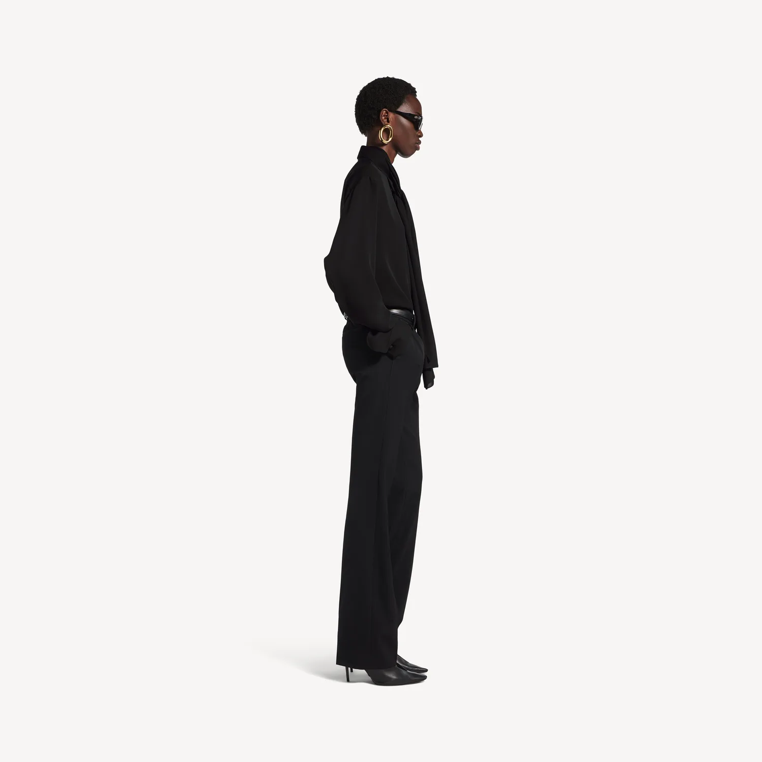 BALENCIAGA Женская рубашка-шарф черного цвета — фото 3