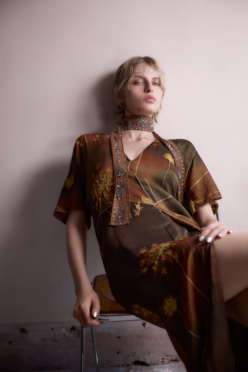 

Платье-кафтан из металлической нитки с бусинами ZARA, красноватый