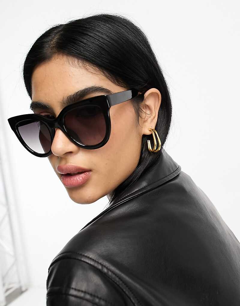 

Черные массивные расклешенные солнцезащитные очки «кошачий глаз» ASOS DESIGN