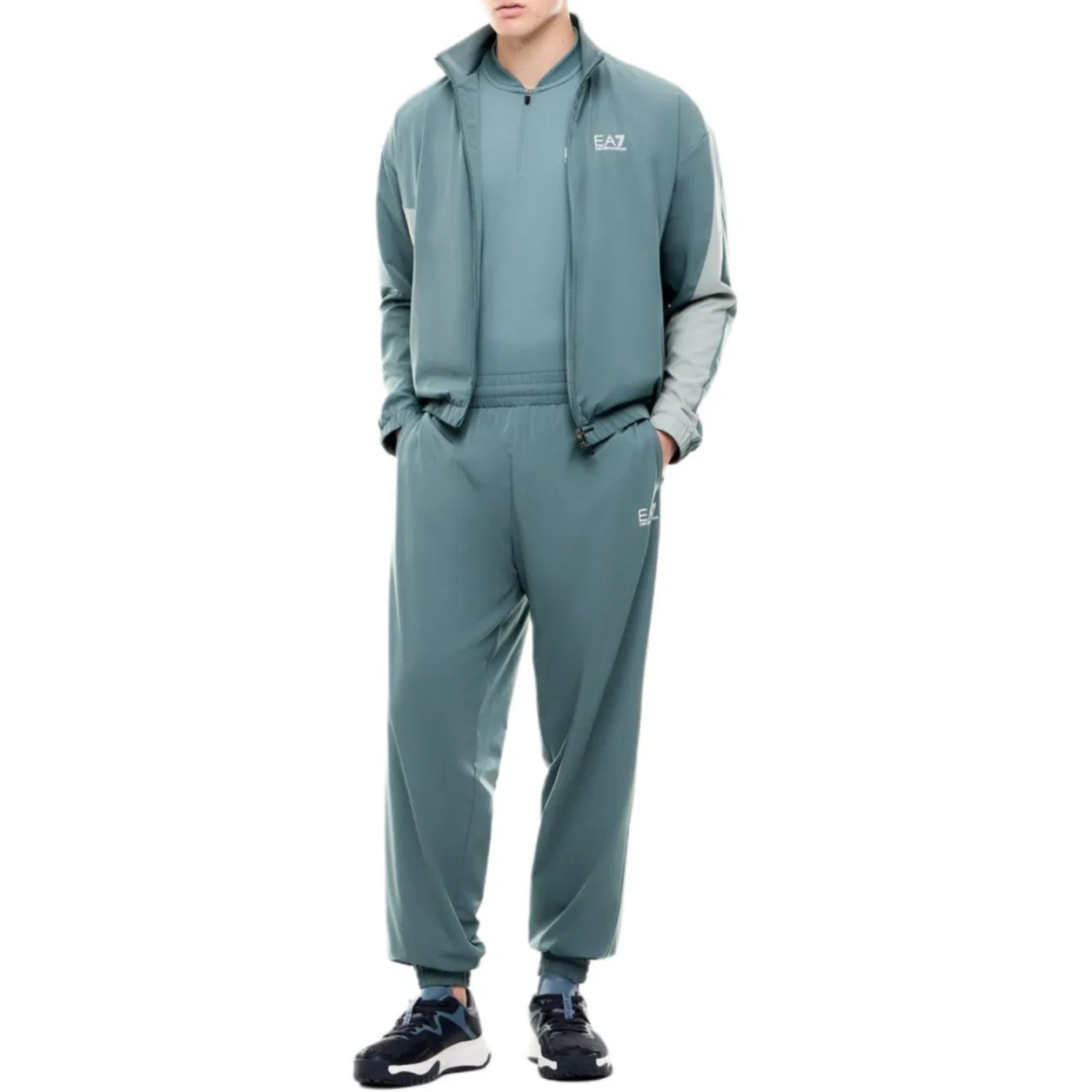 Футболка EMPORIO ARMANI EA7 с воротником-стойкой зеленая — фото 4