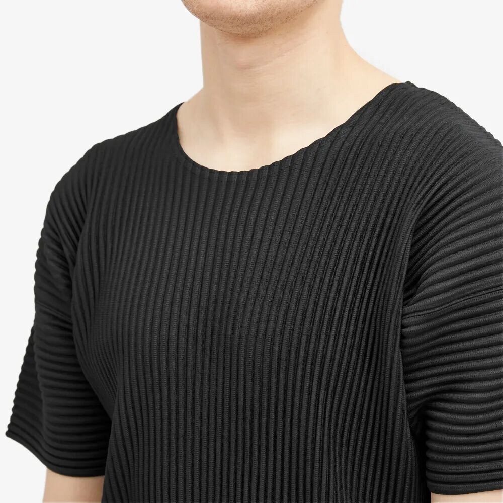 

Homme Plissé Issey Miyake Плиссированная футболка, черный