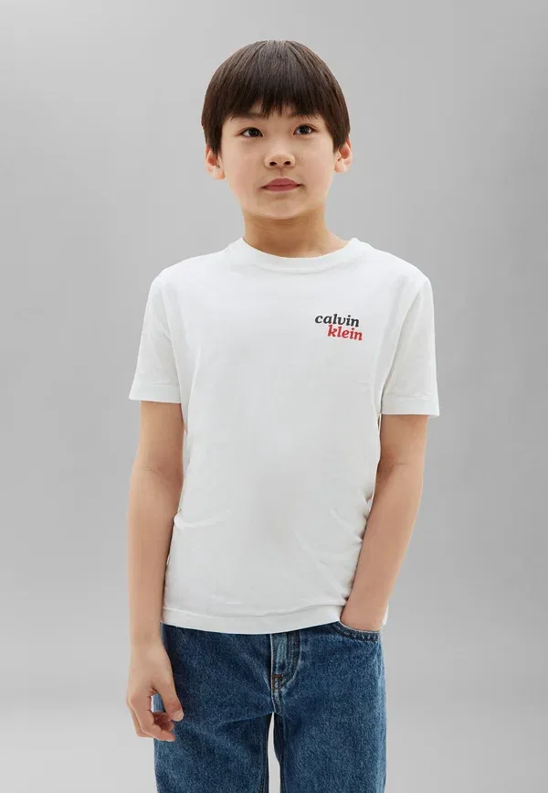 Футболка Calvin Klein Jeans с принтом спереди и сзади, ярко-белый — фото 3