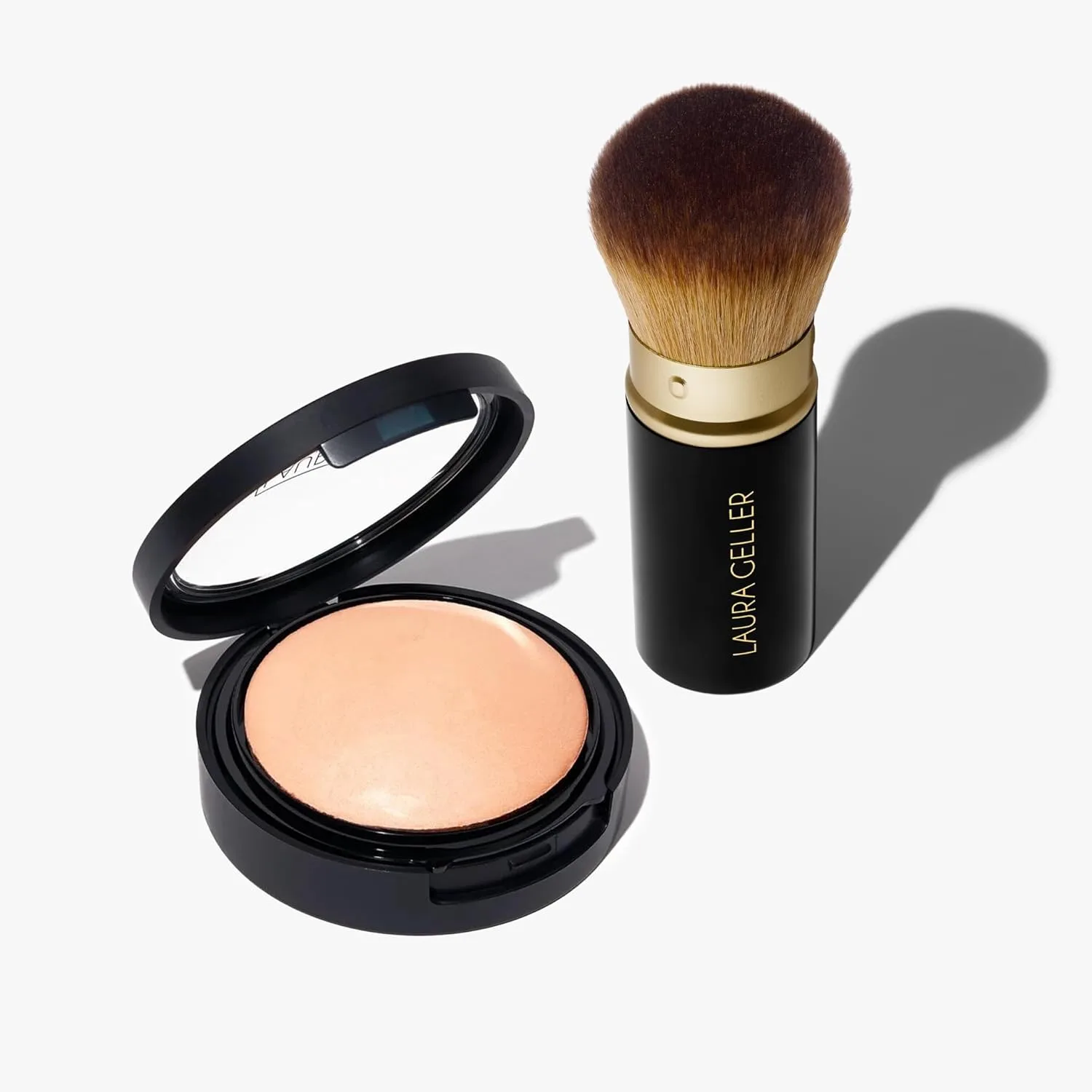 Запеченная пудра-основа Laura Geller New York Double Take Powder Foundation, Fair + выдвижная кисть кабуки для аэрографии, Beige
