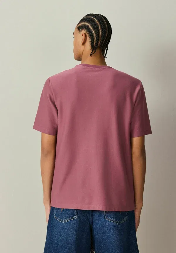 Футболка Next Regular fit vertical stripe t-shirt print t-shirt, ягодно-розовый — фото 2