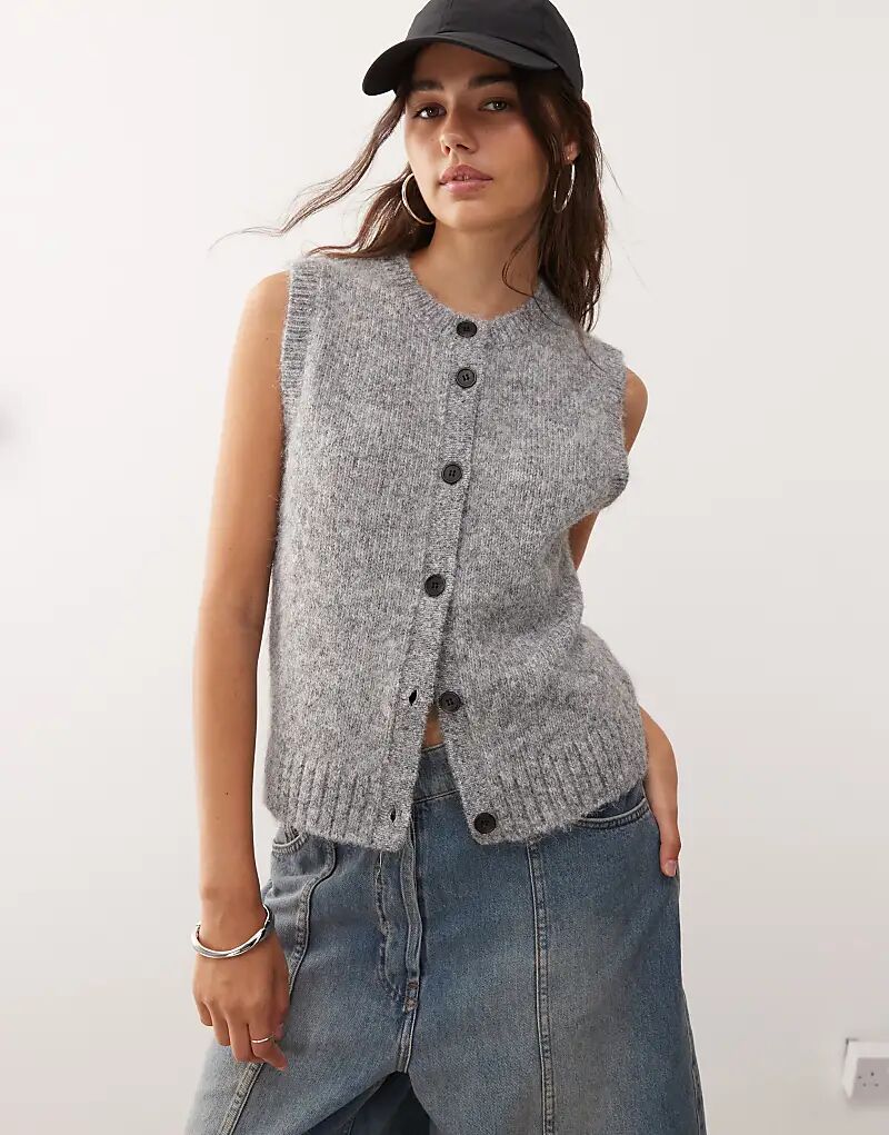 

Жилет Weekday с высоким V-образным вырезом из темно-серого меланжа эксклюзивно для ASOS