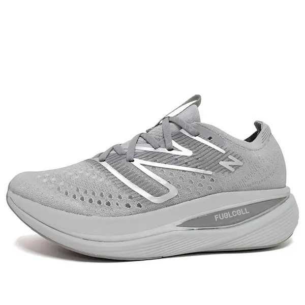 

Кроссовки fuelcell supercomp New Balance, серый