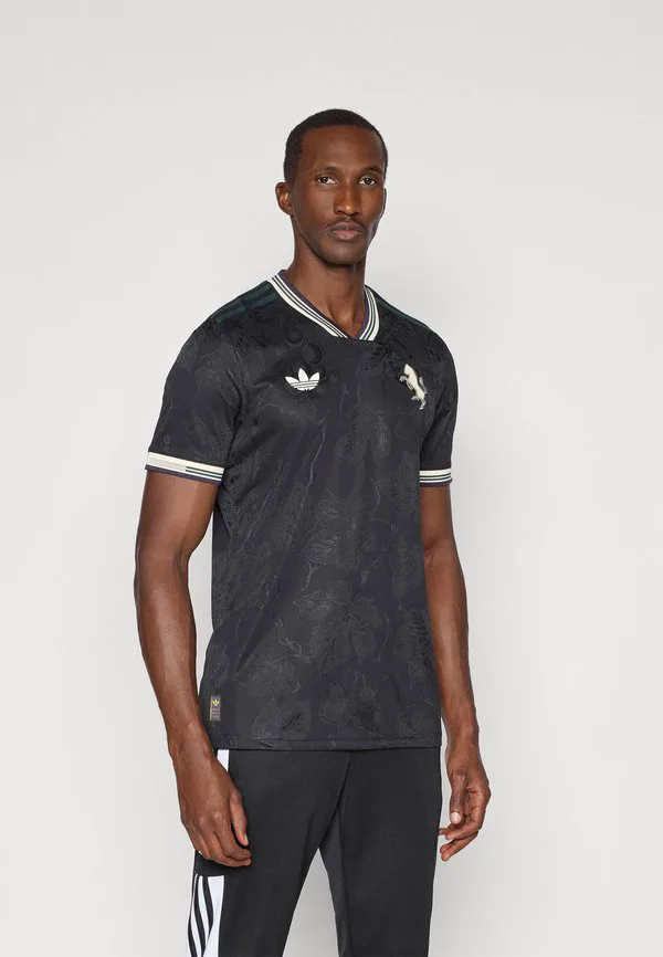 Оригинальная третья футболка «ювентуса» сезона 25/26. Adidas Performance, Black/Ecru Tint