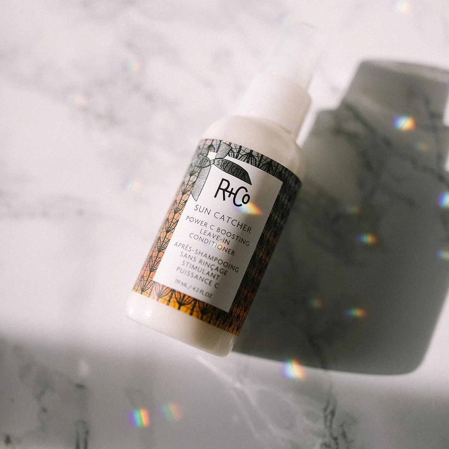 Несмываемый кондиционер R+Co Sun Catcher Power Boosting Leave In Conditioner (124.21 мл) R+Co — фото 2