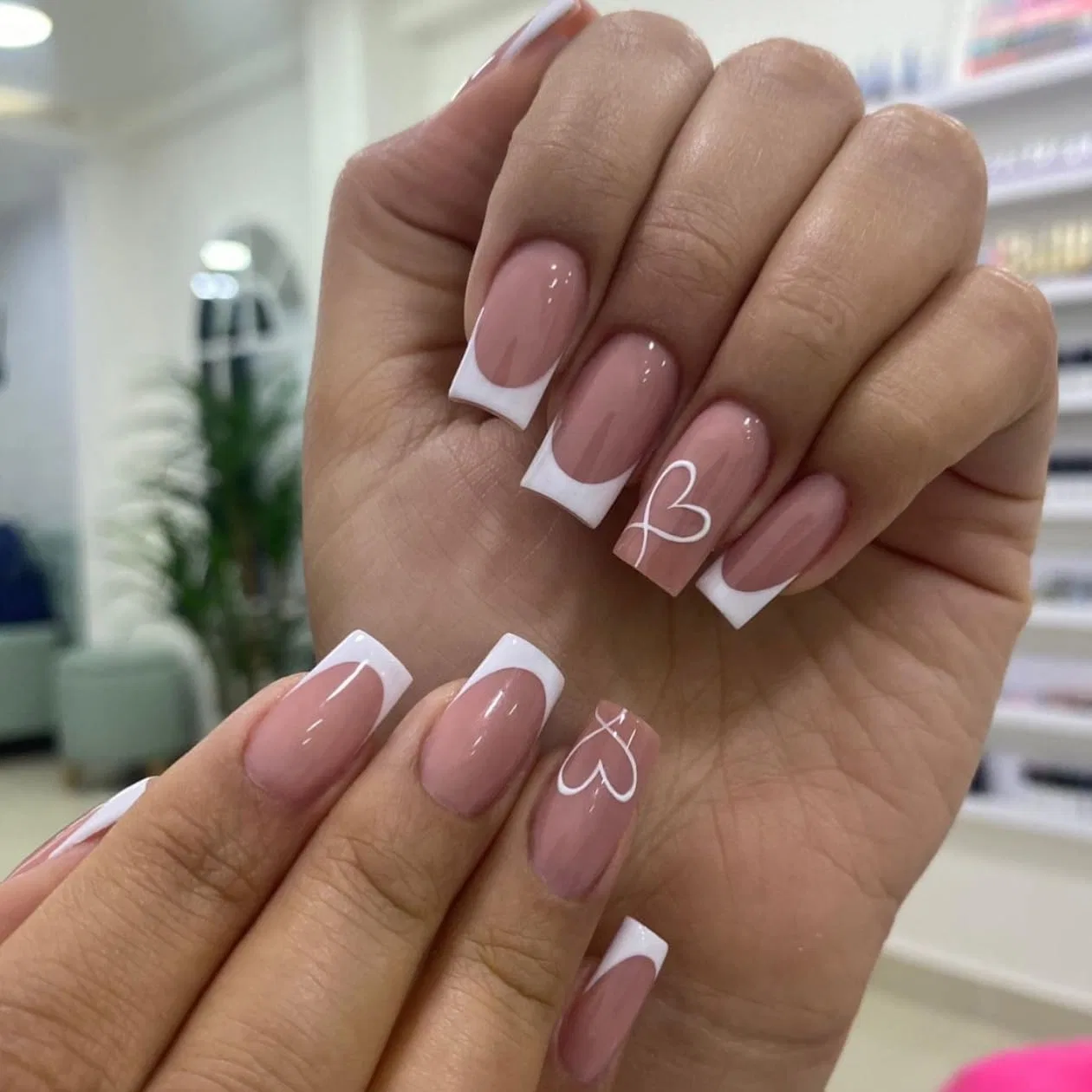 Длинные накладные ногти «French Heart Design» Mouyouglow, Bl37