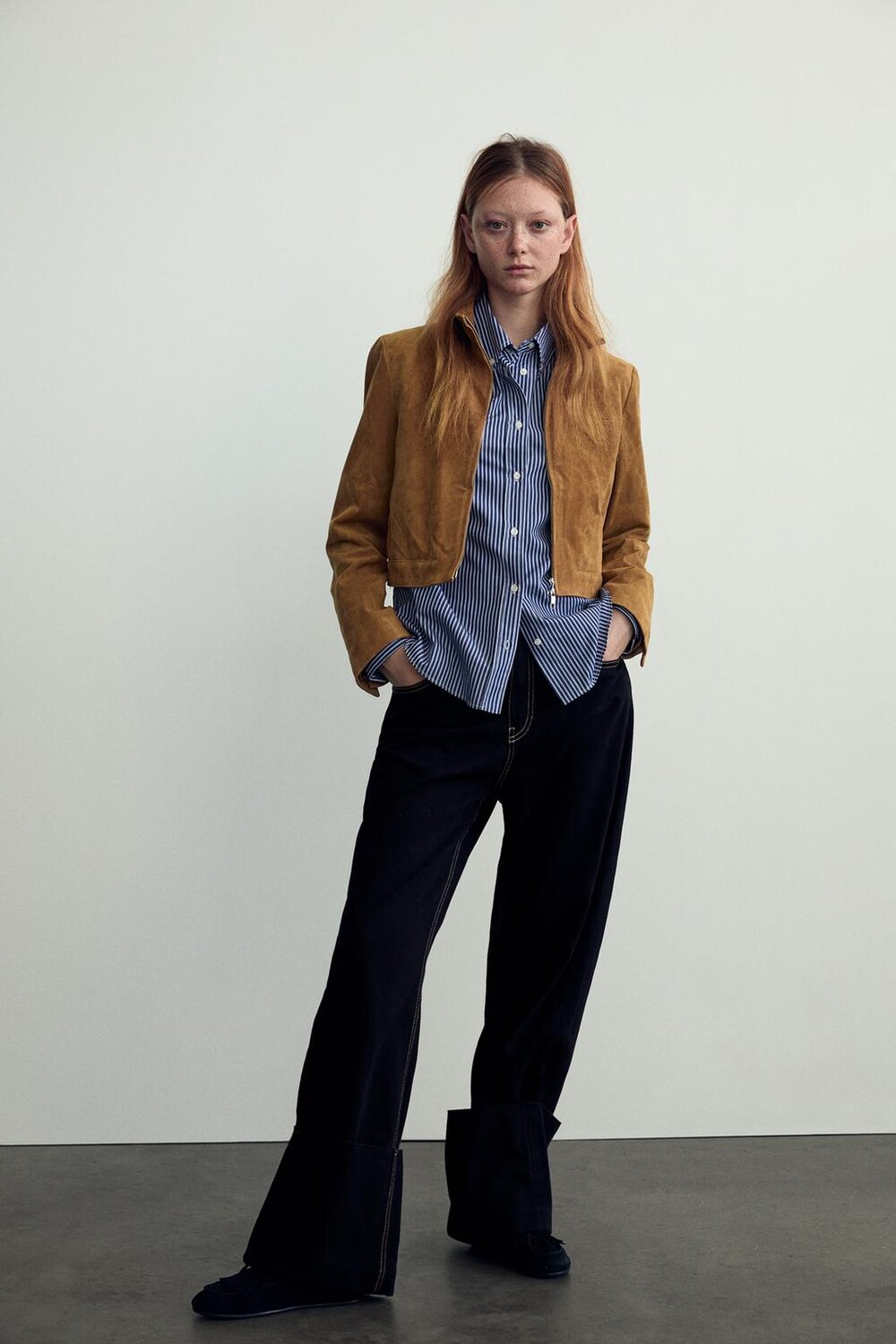 

Укороченная куртка из 100% кожи ZARA, светлый кэмел
