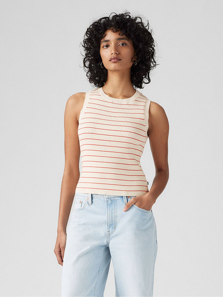 

Топ Levi's