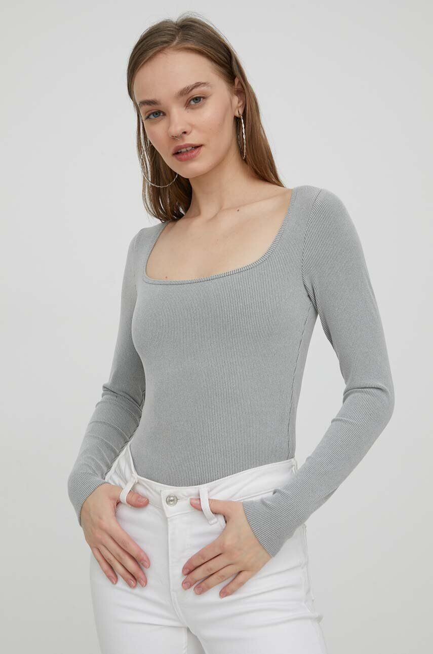 

Футболка с длинным рукавом Hollister Co., серый