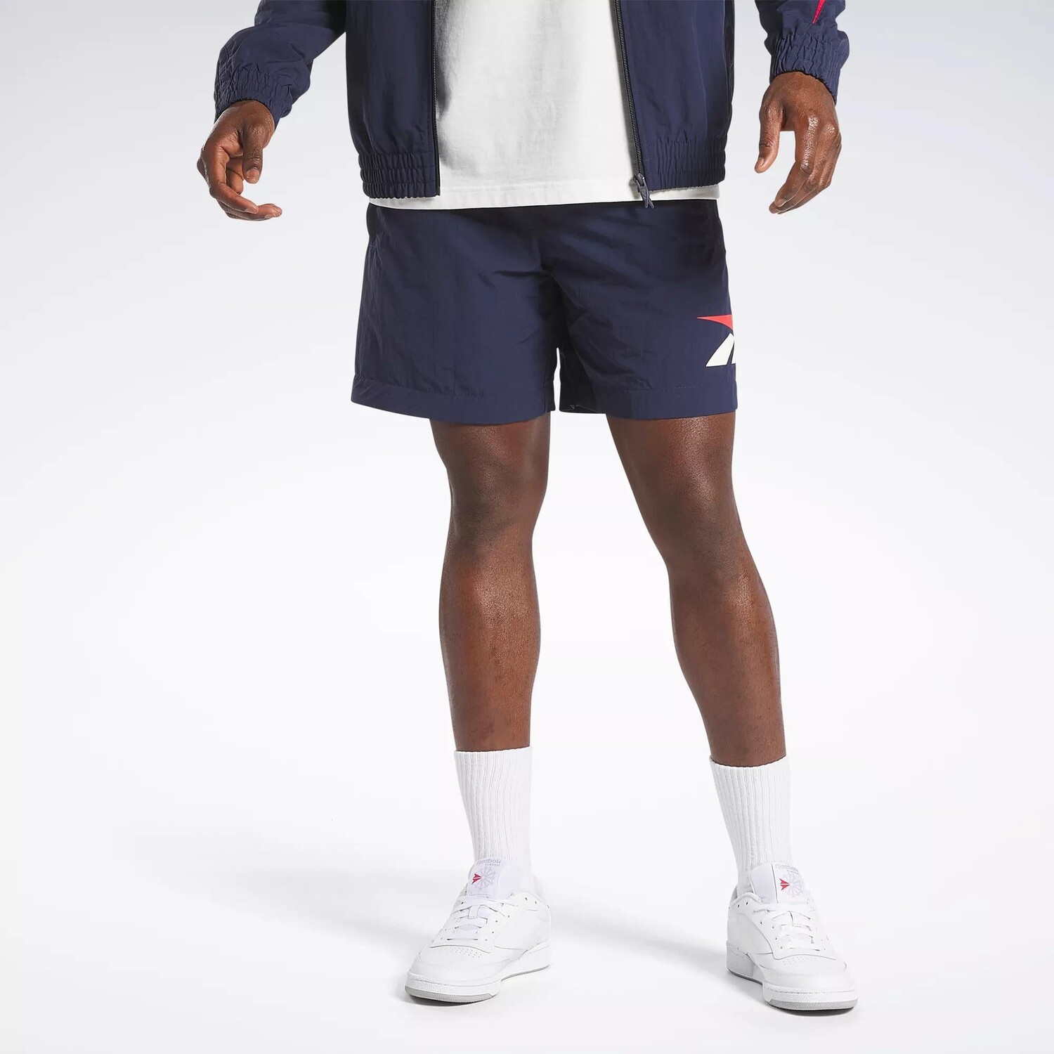 

Классические векторные тканые шорты Reebok, цвет Vector Navy