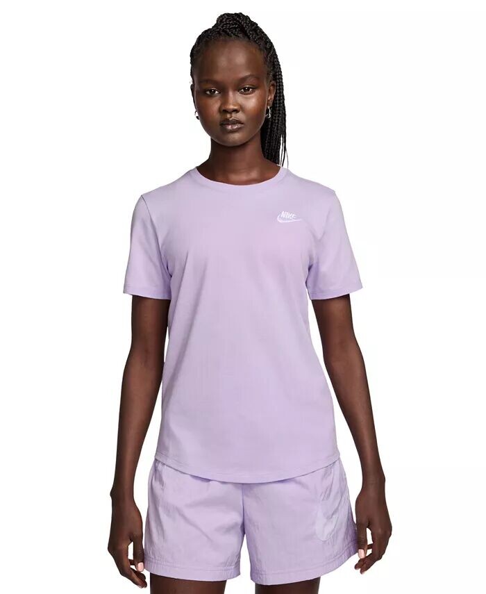 

Женская футболка Sportswear Club Essentials Nike, фиолетовый
