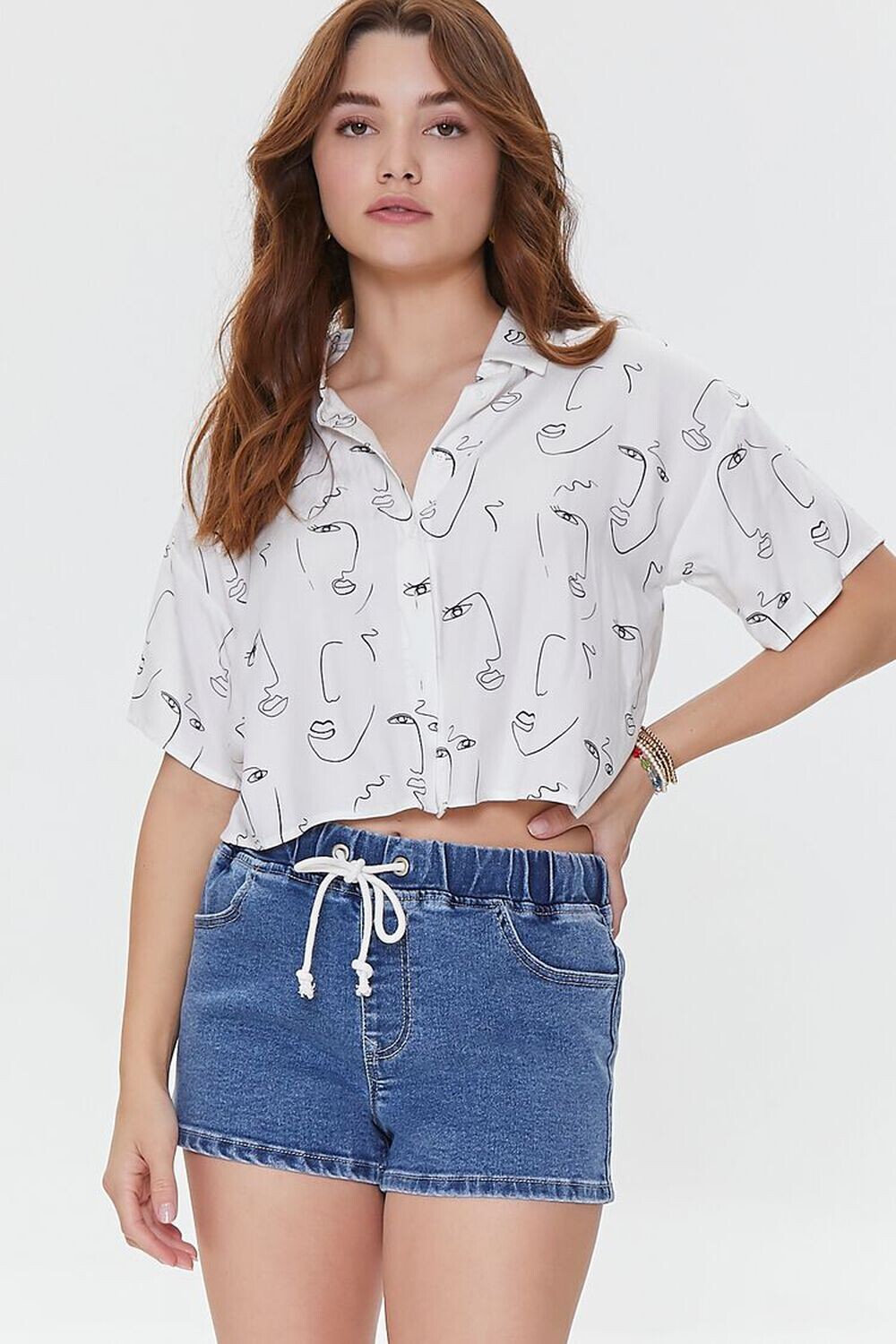 

Джинсовые шорты на шнурке Forever 21, деним