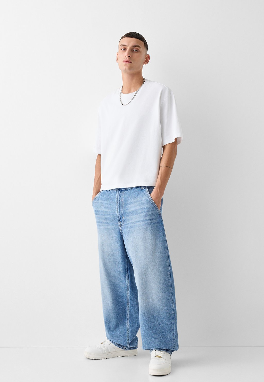 

Джинсы Baggy Faded-Effect Skater Bershka, цвет light blue denim