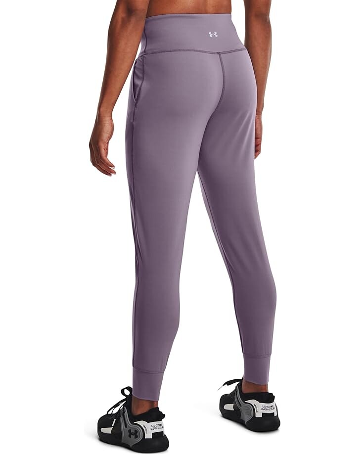 

Брюки Under Armour Meridian Joggers, цвет Club Purple/Metallic Silver
