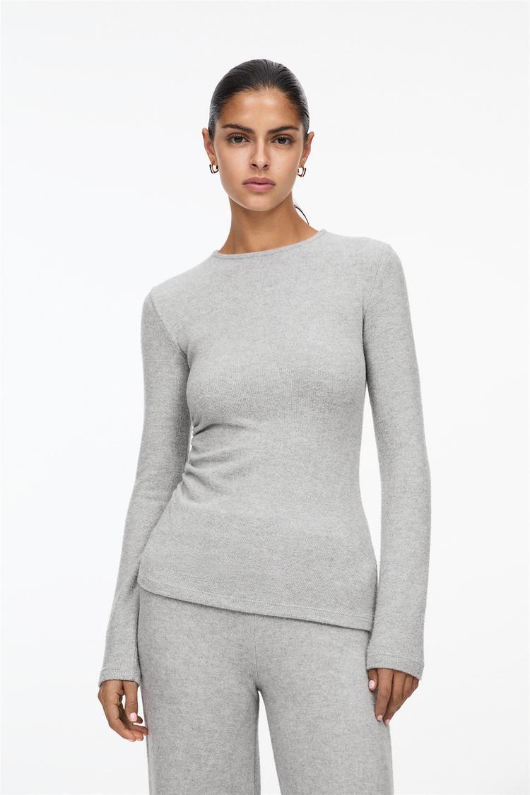 

Футболка с длинным рукавом Pull And Bear, серый