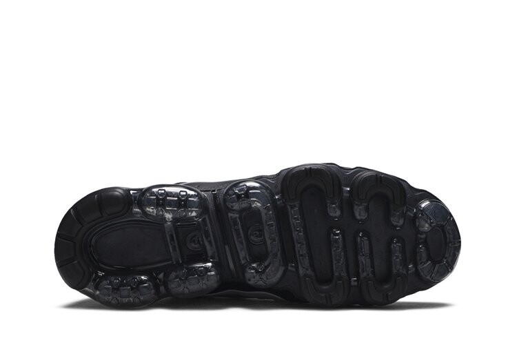 

Кроссовки Nike Air VaporMax 2019 Utility, черный