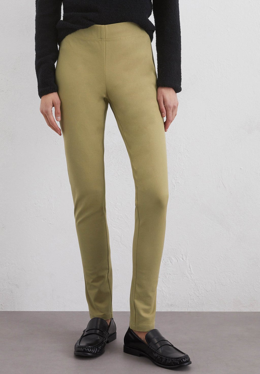 

Брюки SLIM AUS BI-STRETCH WARE Marc O'Polo, оливковый