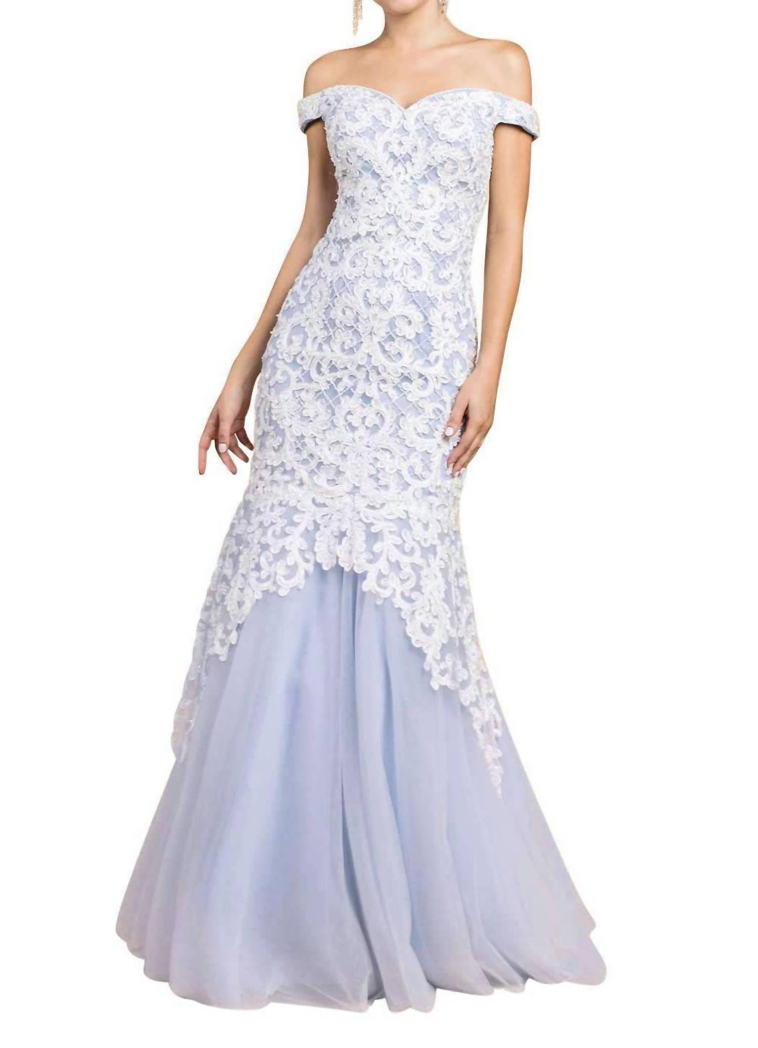 

Кружевное платье-русалка в цвете Perry Blue Andrea & Leo Couture