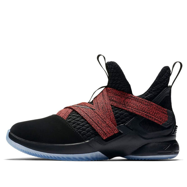 

Кроссовки леброн солдат 12 Nike, черный