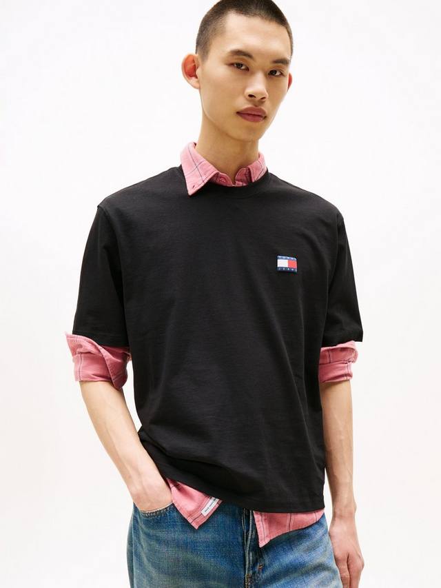 

Футболка Tommy Jeans с архивным логотипом, хлопок, regular fit, короткий рукав Tommy Hilfiger, Black