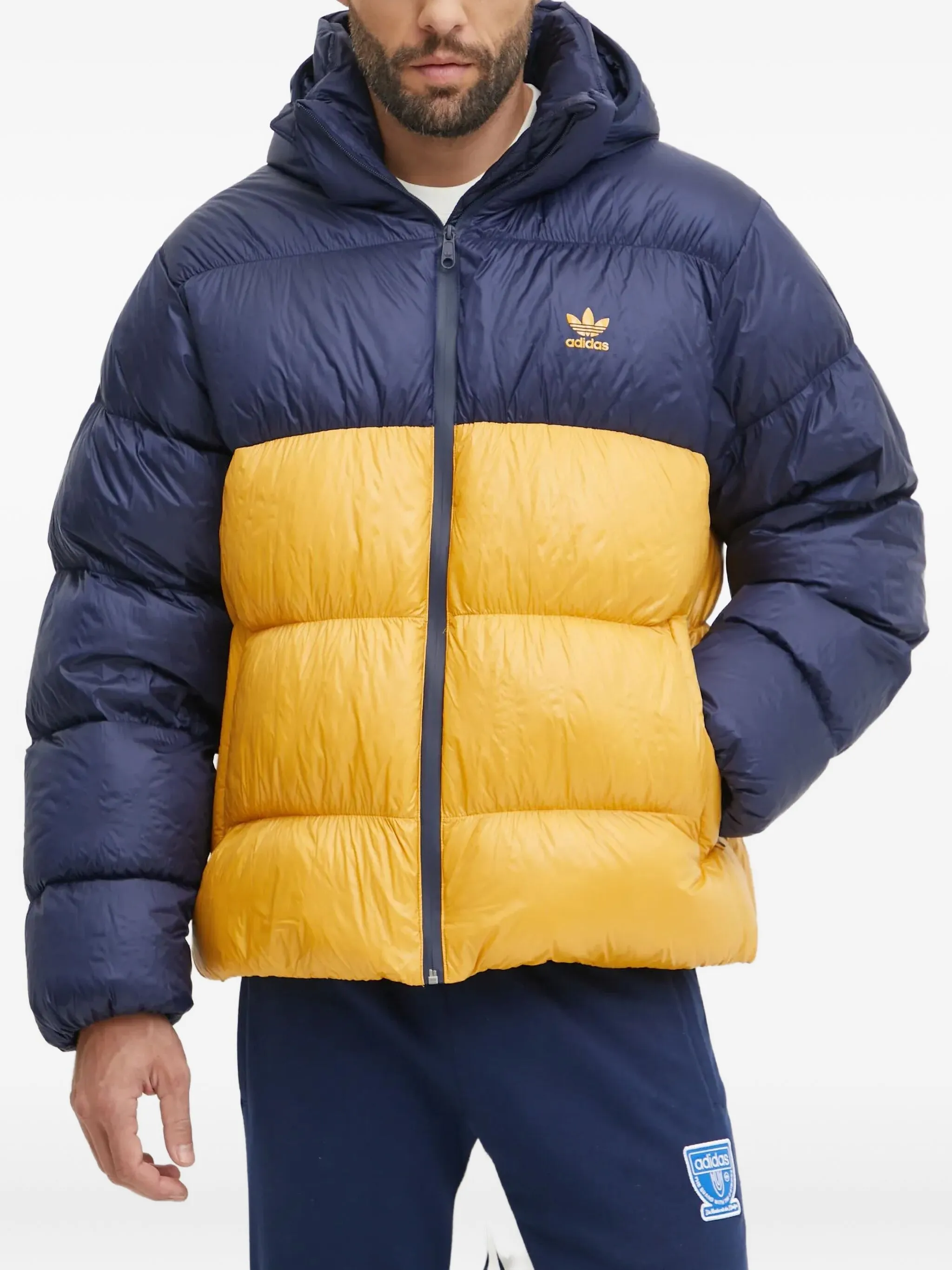 

Пуховик в стиле колор-блок Adidas, синий