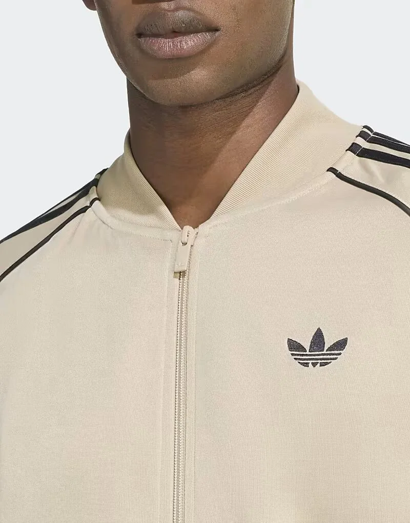 Спортивная футболка Adidas Originals SST adicolor classics свободного кроя, цвет хаки/черный — фото 3