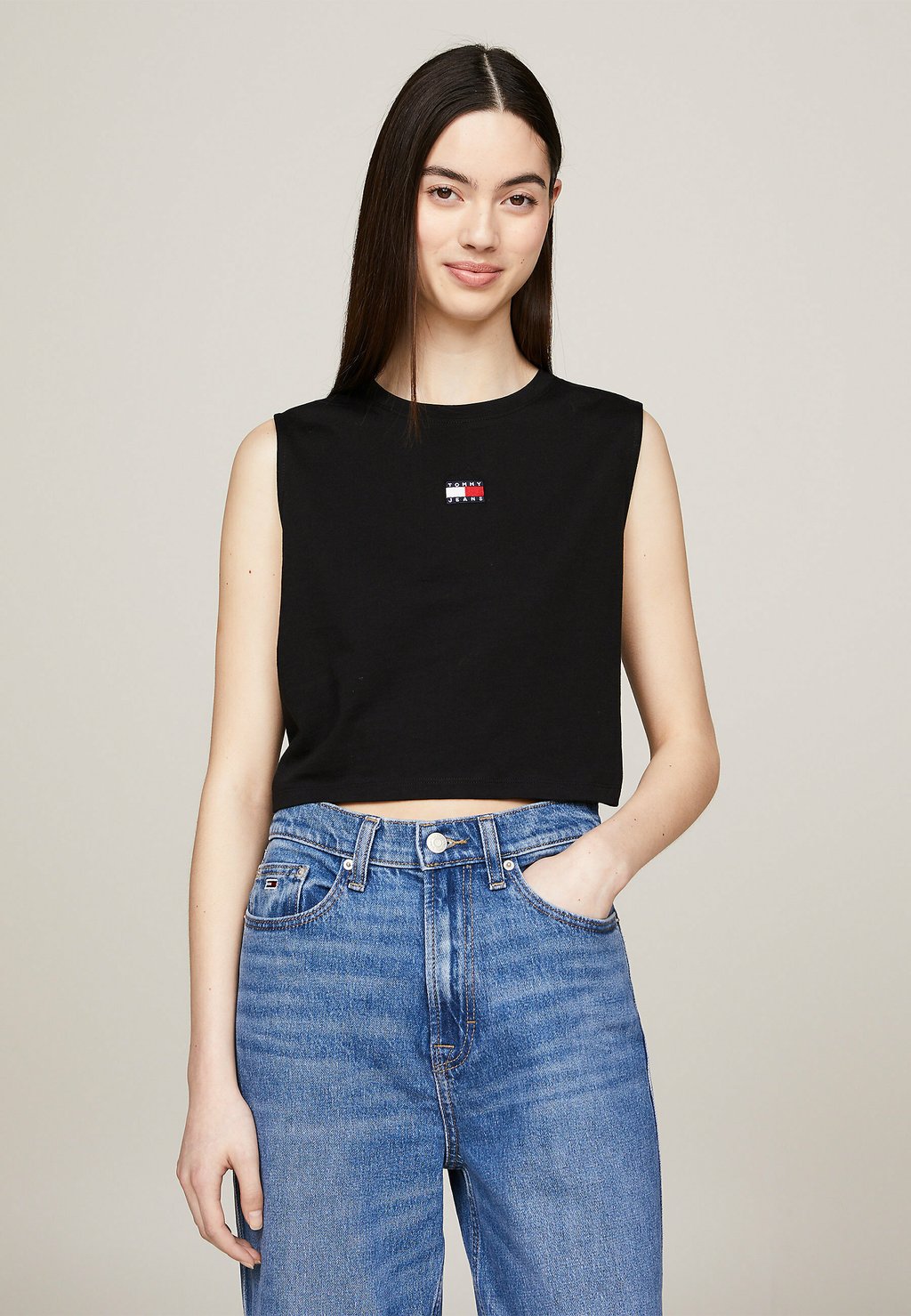 

Топ BOXY FIT Tommy Jeans, черный