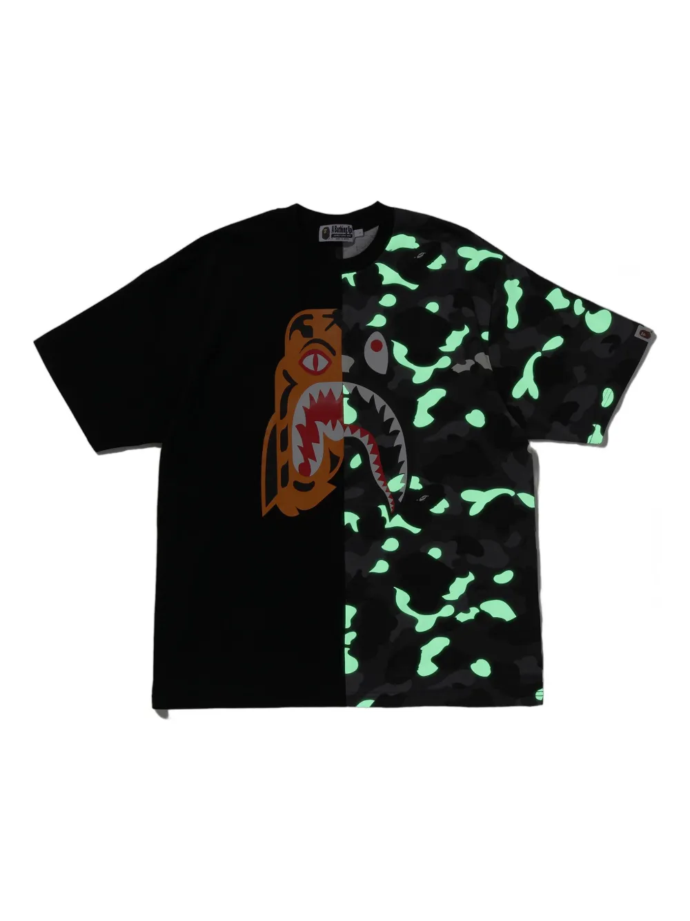 Футболка с камуфляжным принтом «тигровая акула» A BATHING APE, черный — фото 3