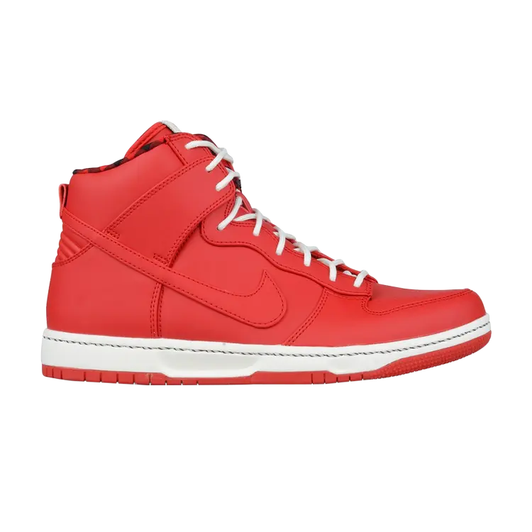 

Кроссовки Nike Dunk Ultra 'Rain Jacket', красный