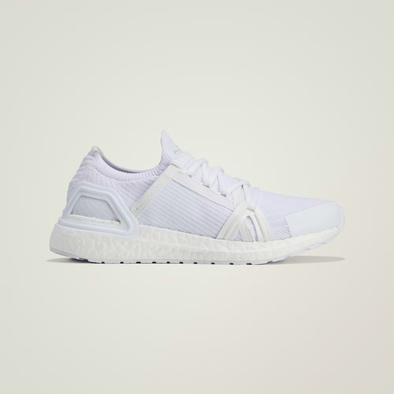 

Кроссовки by Stella McCartney Ultraboost DNA Adidas, цвет Cloud White/Cloud White/Cloud White