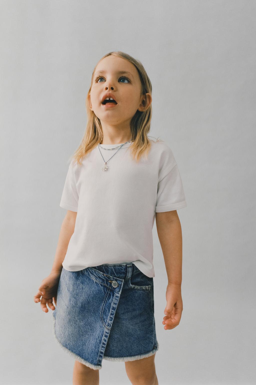 

Простая футболка ZARA, белый